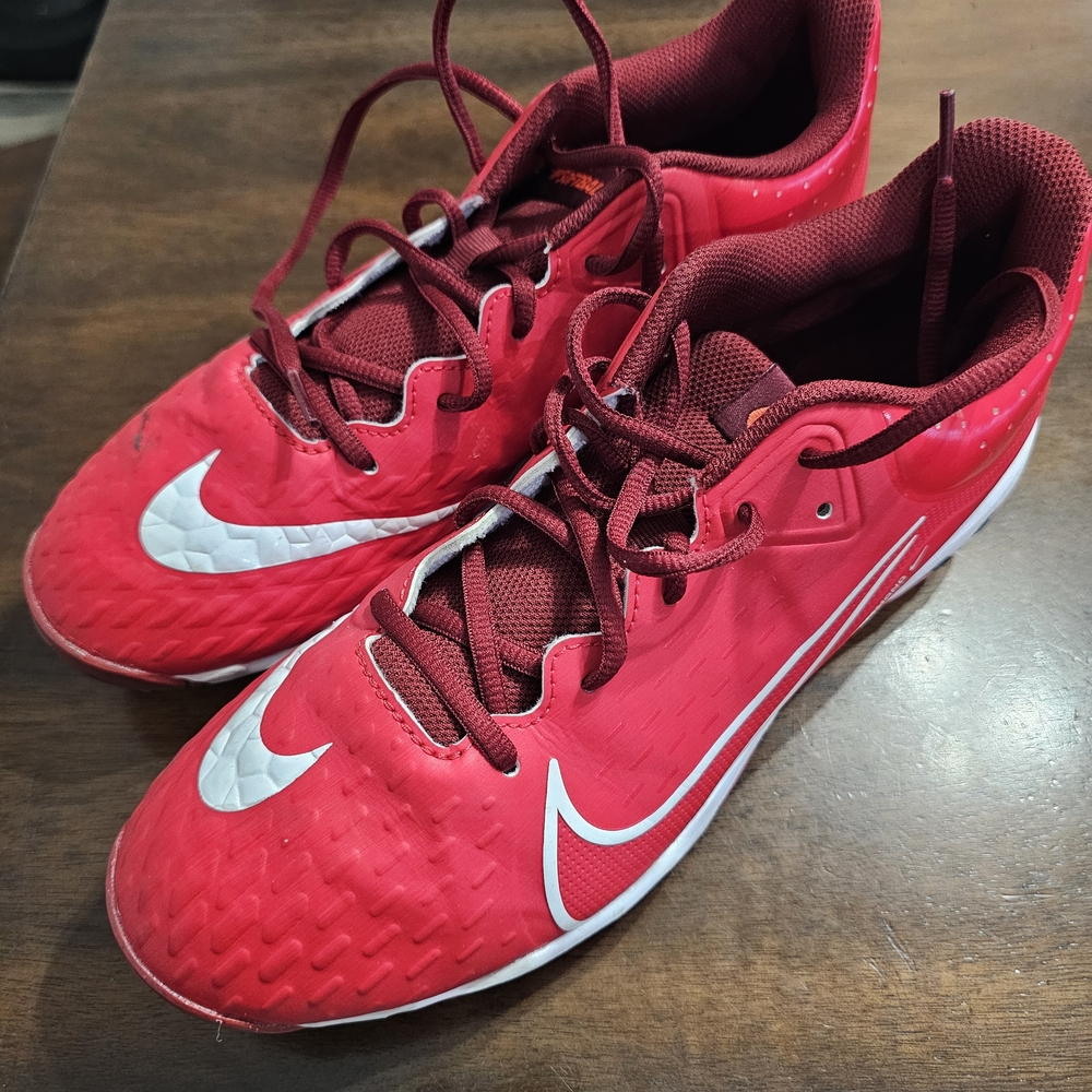 Nike Red Softball Cleats